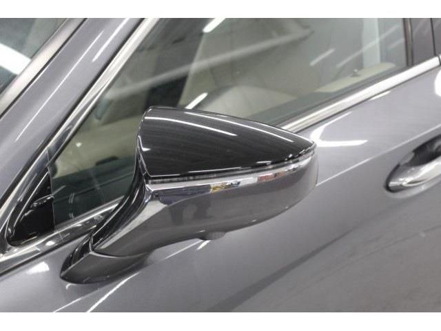 TOYOTA LEXUS ES300H 2019 Image 31