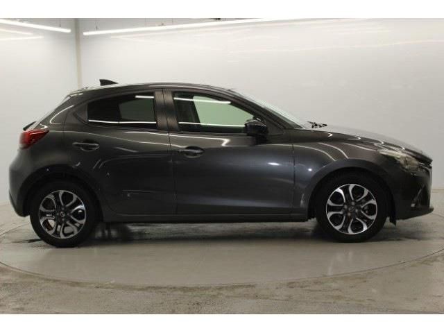 MAZDA DEMIO 2017 Image 31