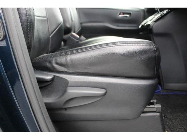 TOYOTA VOXY 2016 Image 31