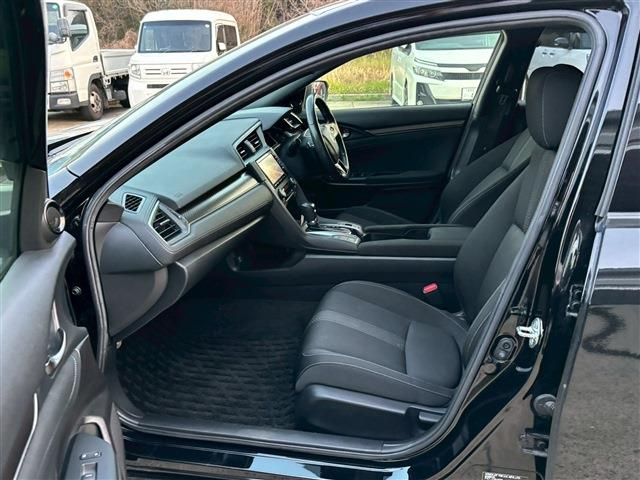 HONDA CIVIC HATCHBACK 2019 Image 31