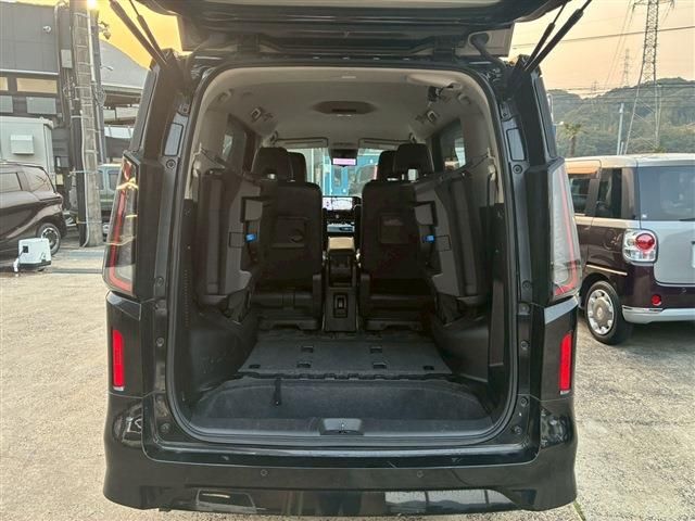 NISSAN SERENA  WG 2024 Image 31