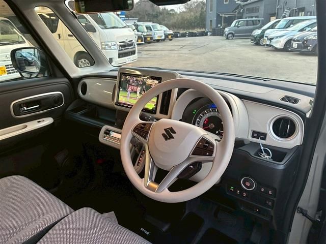 SUZUKI WAGON R SMILE 2025 Image 31