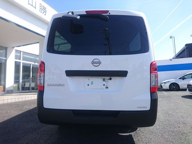NISSAN CARAVAN VAN 1.2T 2WD 2022 Image 31