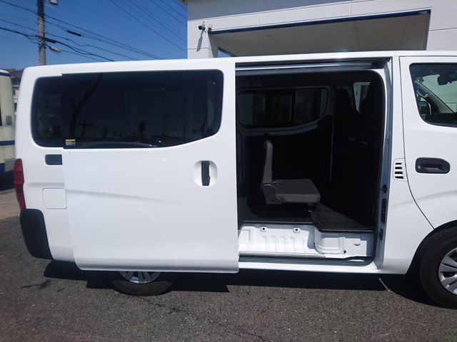 NISSAN CARAVAN VAN 1.2T 2WD 2022 Image 31
