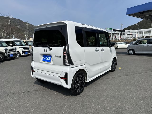 DAIHATSU TANTO CUSTOM 2021 Image 31