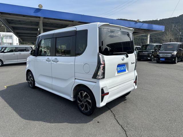 DAIHATSU TANTO CUSTOM 2021 Image 31