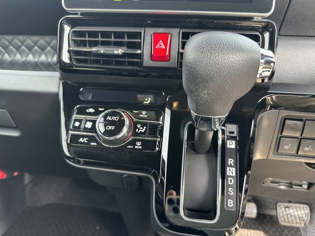 DAIHATSU TANTO CUSTOM 2021 Image 31