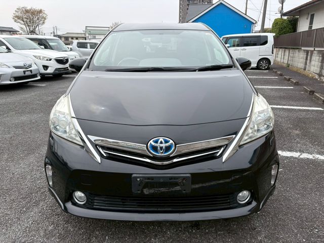 TOYOTA PRIUS ALPHA 2011 Image 31