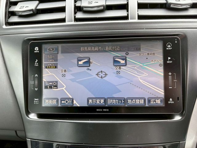 TOYOTA PRIUS ALPHA 2011 Image 31