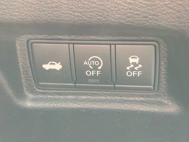 NISSAN SKYLINE 2017 Image 31