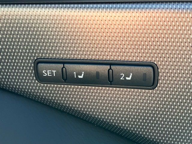 NISSAN SKYLINE 2017 Image 31