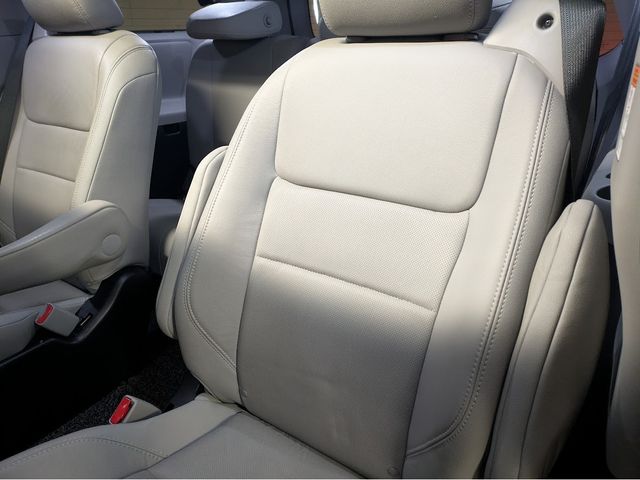 TOYOTA SIENNA 0 Image 31