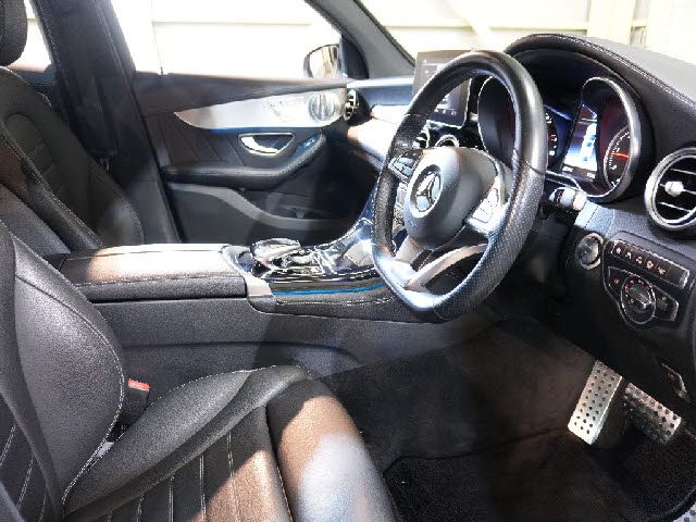 MERCEDES BENZ GLC CL 2017 Image 31