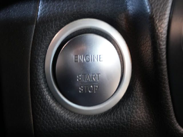 MERCEDES BENZ GLC CL 2017 Image 31