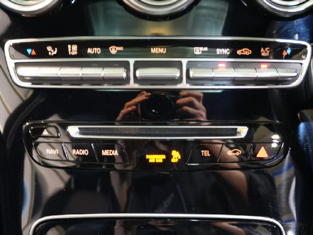 MERCEDES BENZ GLC CL 2017 Image 31