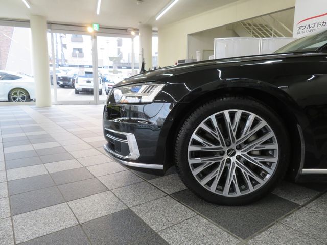 AUDI A8 2021 Image 31