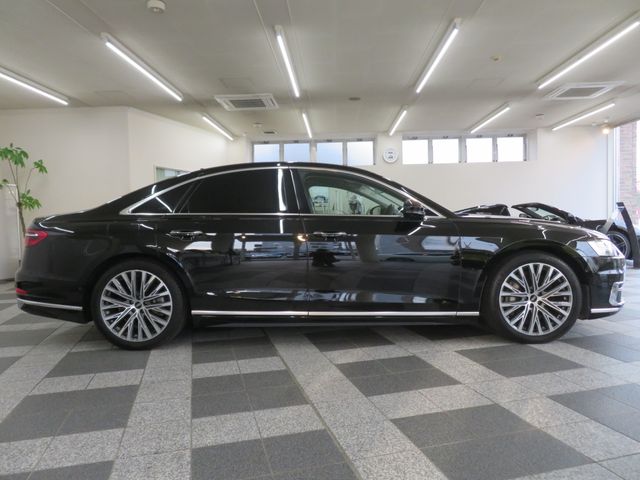 AUDI A8 2021 Image 31