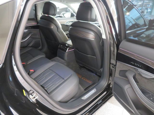 AUDI A8 2021 Image 31