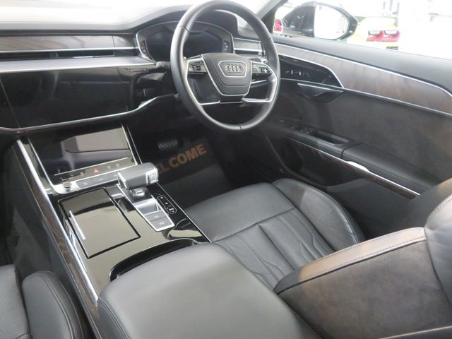 AUDI A8 2021 Image 31