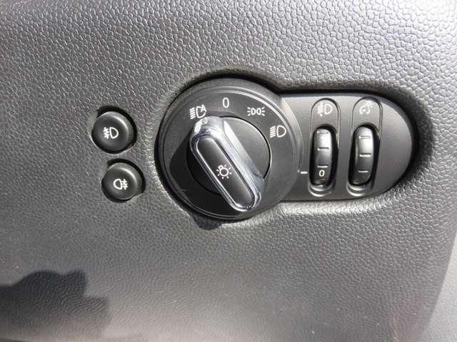 BMW MINI COOPER D 2019 Image 31