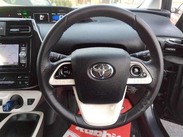 TOYOTA PRIUS 2016 Image 31