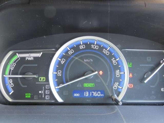 TOYOTA NOAH HYBRID 4WD 2016 Image 31