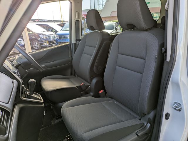 NISSAN SERENA  WG 2017 Image 31