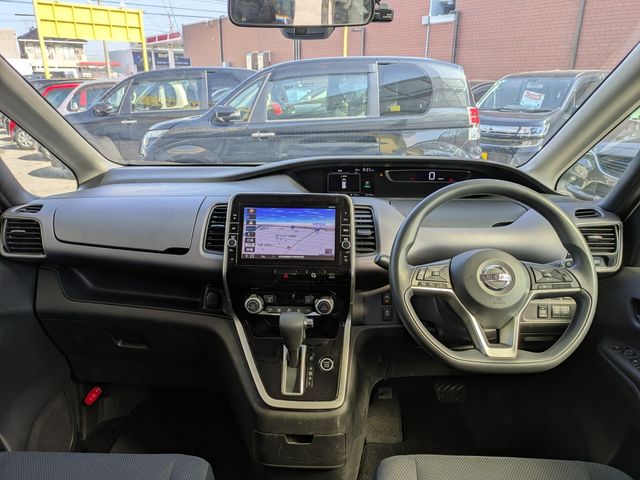 NISSAN SERENA  WG 2017 Image 31