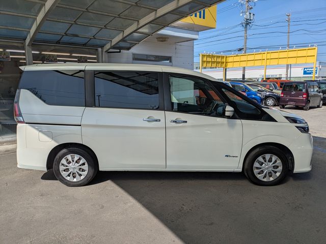 NISSAN SERENA  WG 2017 Image 31