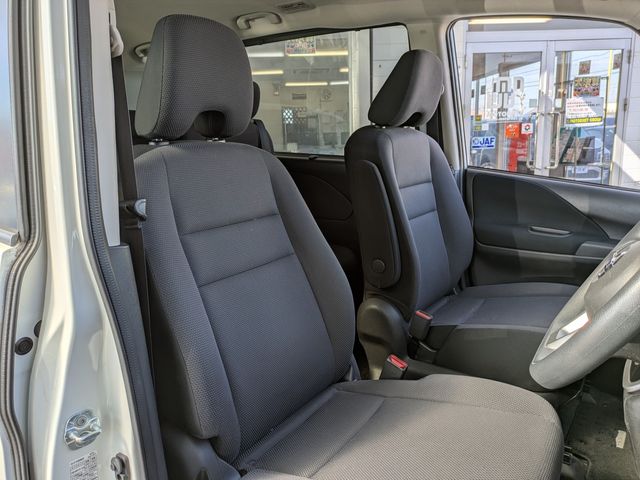 NISSAN SERENA  WG 2017 Image 31