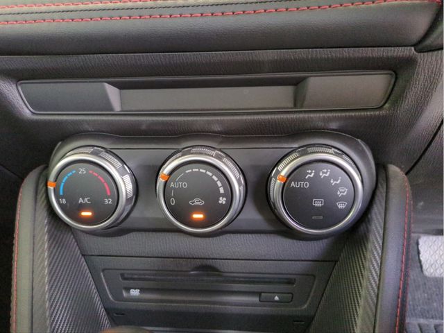 MAZDA DEMIO 2015 Image 31