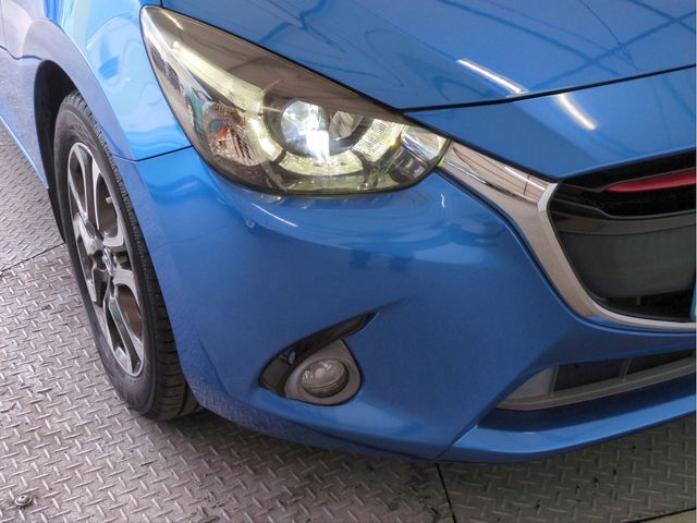 MAZDA DEMIO 2015 Image 31