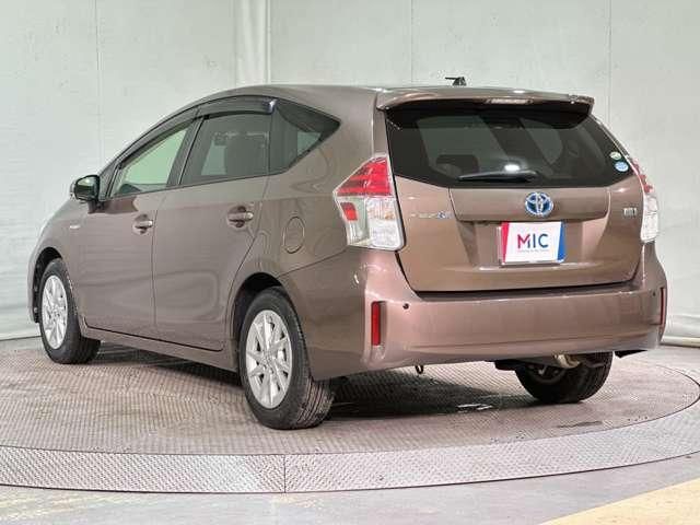 TOYOTA PRIUS ALPHA 2015 Image 31