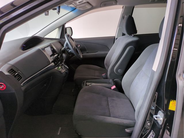 TOYOTA ESTIMA 2013 Image 31