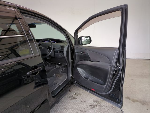 TOYOTA ESTIMA 2013 Image 31