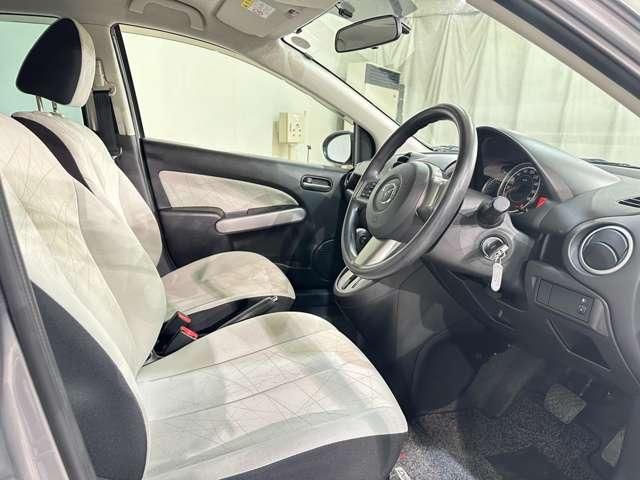 MAZDA DEMIO 2012 Image 31