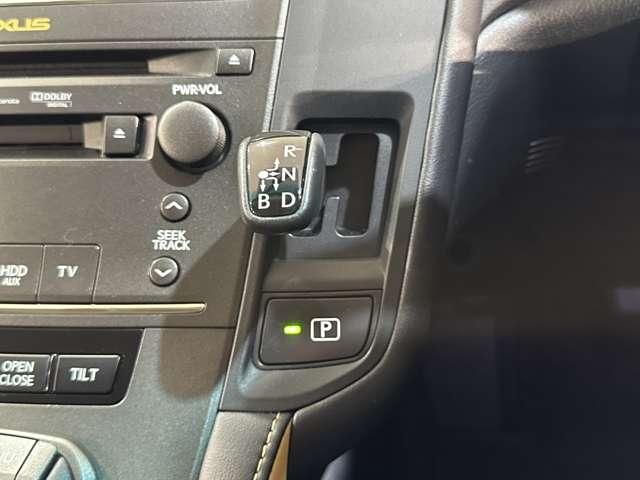 TOYOTA LEXUS HS250H 2012 Image 31