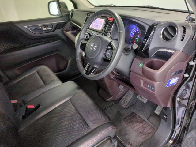 HONDA N-WGN CUSTOM 2015 Image 31