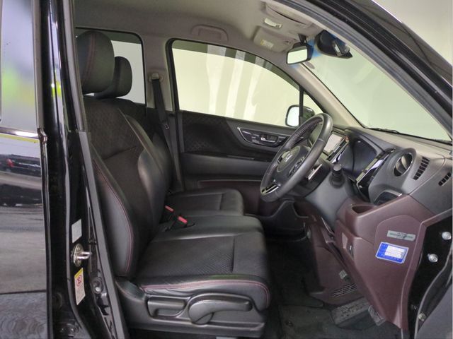 HONDA N-WGN CUSTOM 2015 Image 31