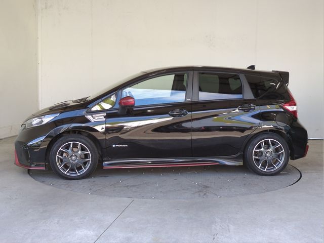 NISSAN NOTE 2017 Image 31