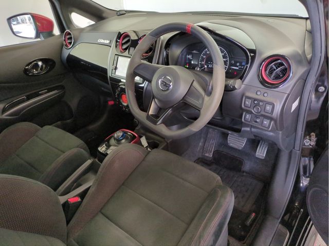 NISSAN NOTE 2017 Image 31