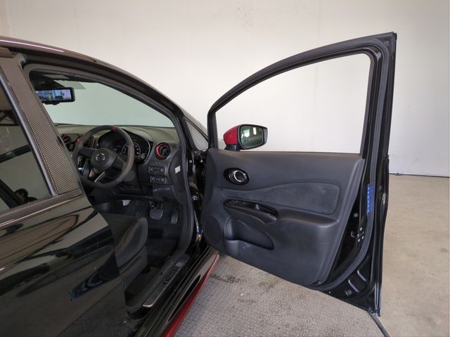 NISSAN NOTE 2017 Image 31