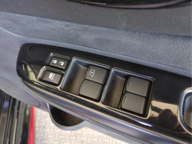 NISSAN NOTE 2017 Image 31