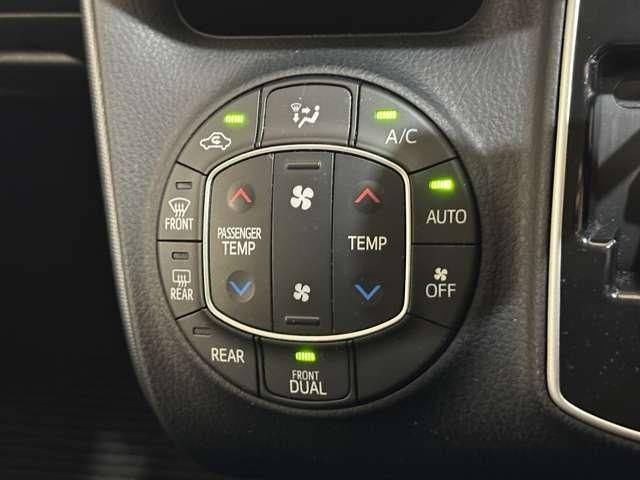 TOYOTA NOAH 2016 Image 31