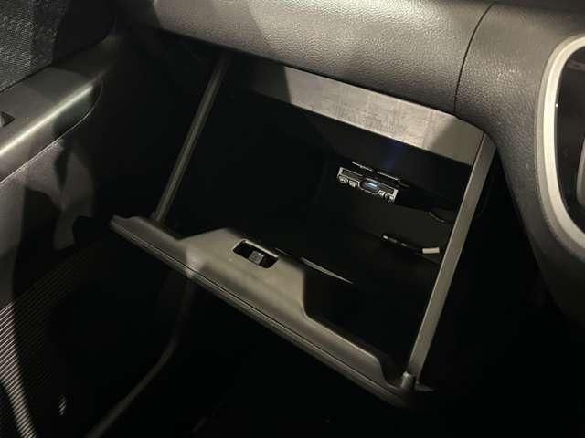 HONDA N BOX CUSTOM 2014 Image 31