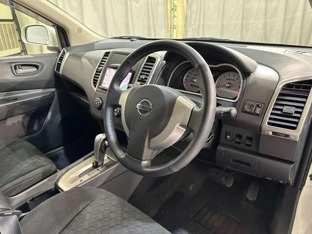 NISSAN WINGROAD 2012 Image 31