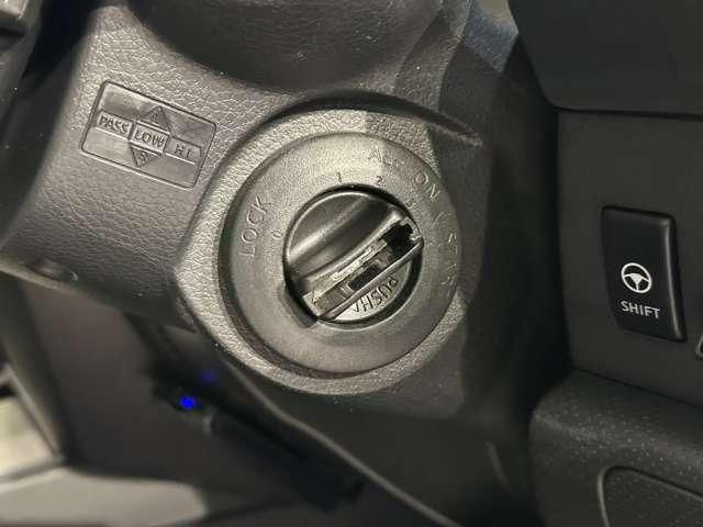 NISSAN WINGROAD 2012 Image 31