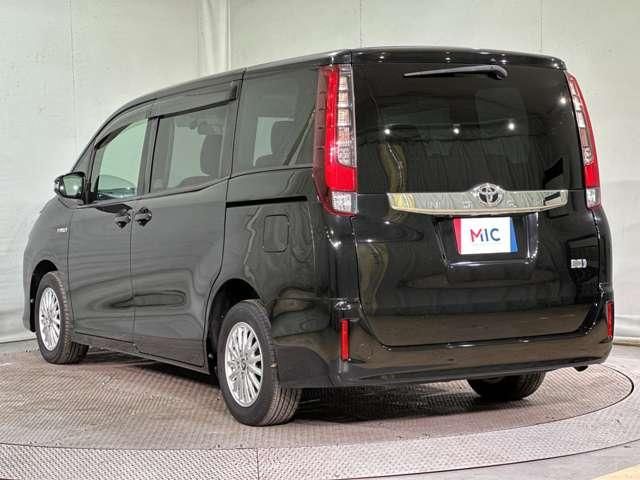 TOYOTA NOAH HYBRID 4WD 2015 Image 31