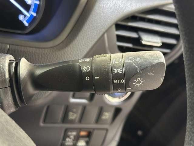 TOYOTA NOAH HYBRID 4WD 2015 Image 31