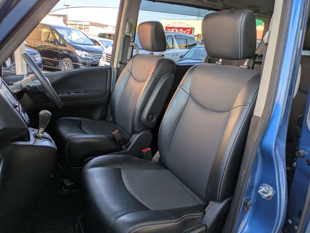 NISSAN SERENA  S-HYBRID 4WD 2016 Image 31